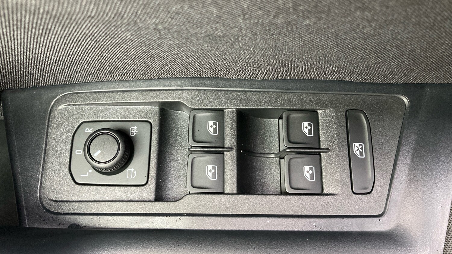 Used Volkswagen T-Roc 2025 for sale - 76322401: Photo 22