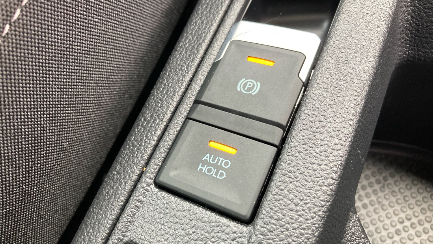 Used Volkswagen T-Roc 2025 for sale - 76322401: Photo 24