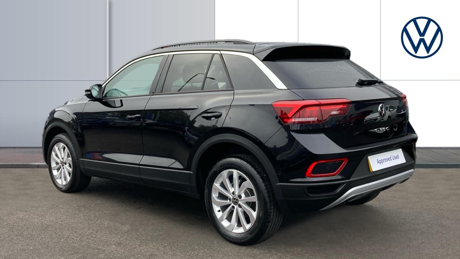 Used Volkswagen T-Roc 2025 for sale - 76322401: Photo 3