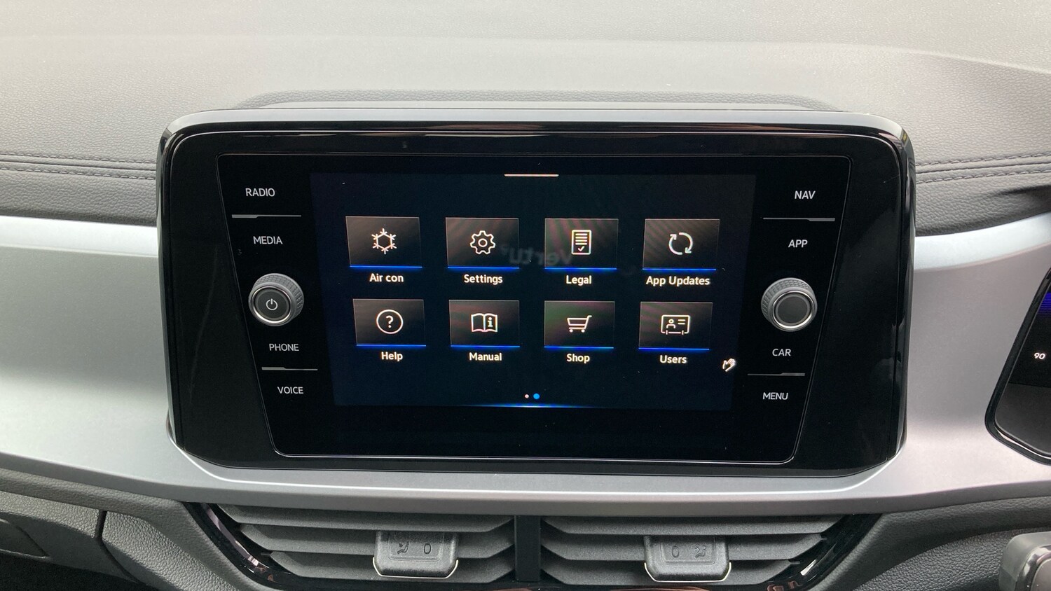 Used Volkswagen T-Roc 2025 for sale - 76322401: Photo 30