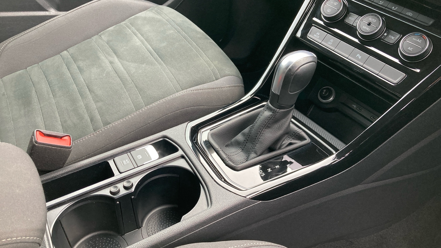 Used Volkswagen Touran 2020 for sale - 77392538: Photo 14