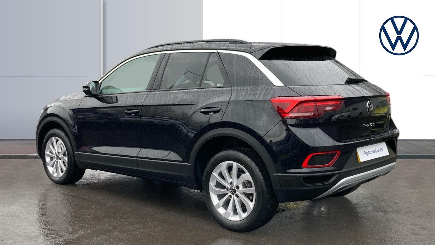Used Volkswagen T-Roc 2025 for sale - 77077210: Photo 3