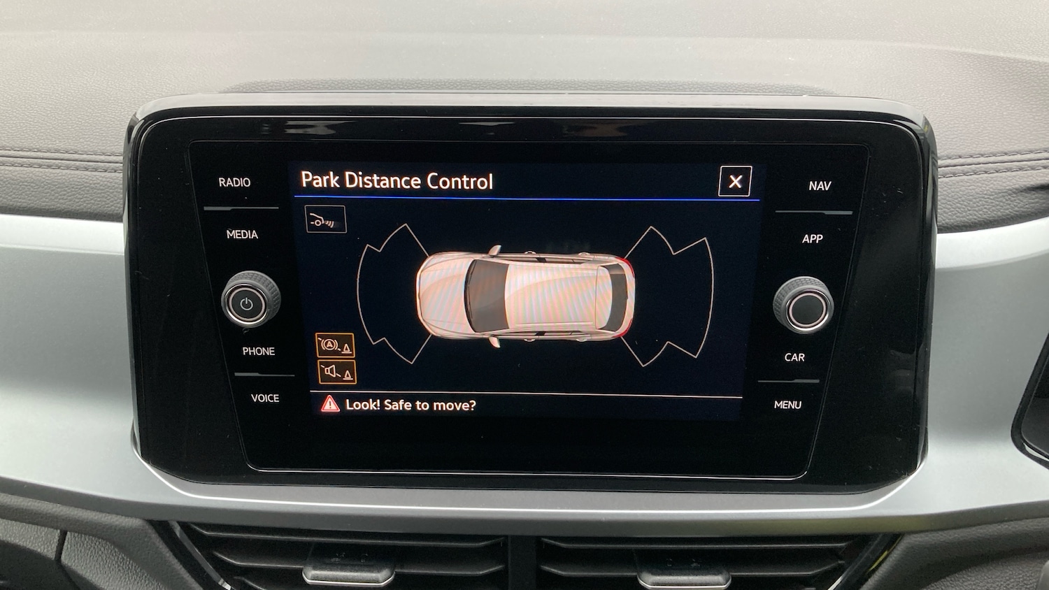 Used Volkswagen T-Roc 2025 for sale - 77077210: Photo 32