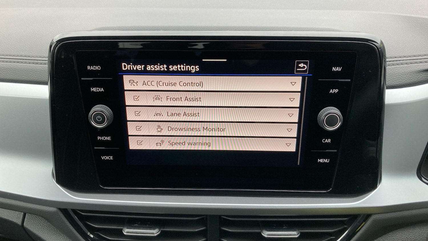 Used Volkswagen T-Roc 2025 for sale - 77077210: Photo 35