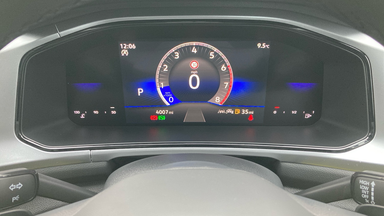 Used Volkswagen T-Roc 2025 for sale - 77077210: Photo 42