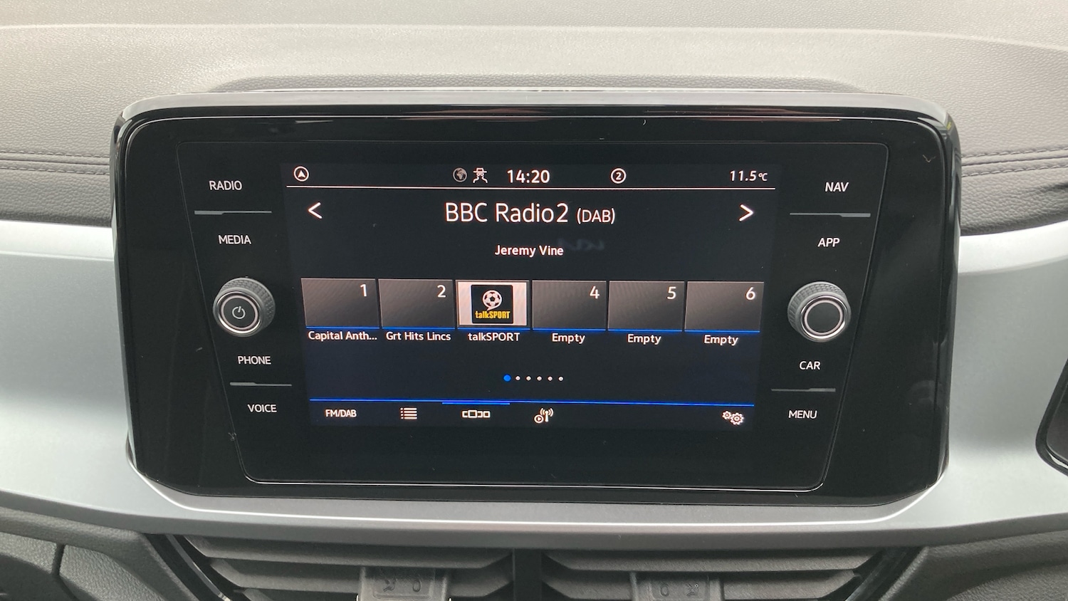 Used Volkswagen T-Roc 2025 for sale - 76807423: Photo 12