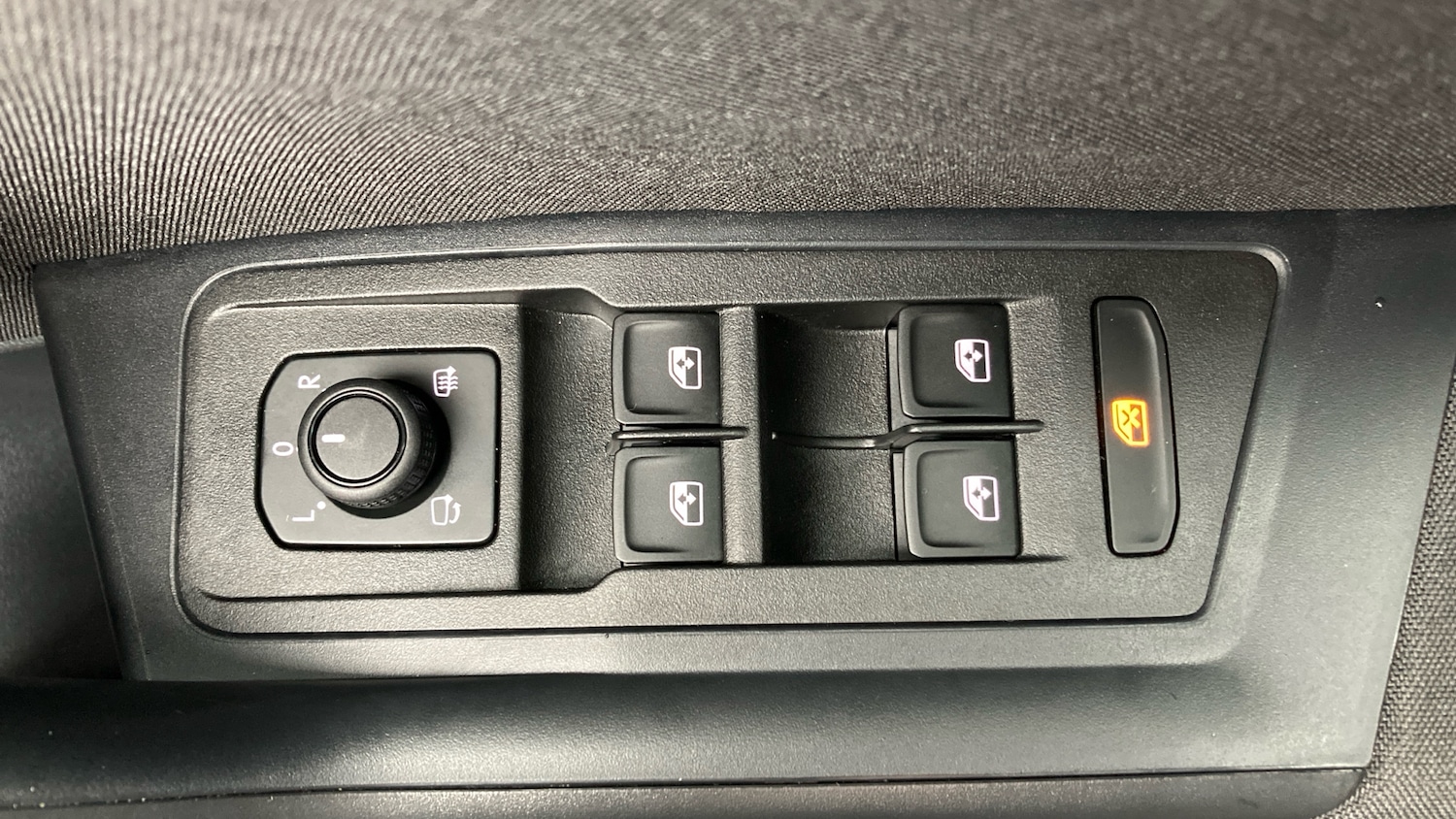 Used Volkswagen T-Roc 2025 for sale - 76807423: Photo 22