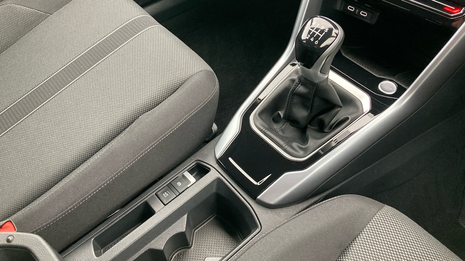 Used Volkswagen T-Roc 2025 for sale - 76807423: Photo 24