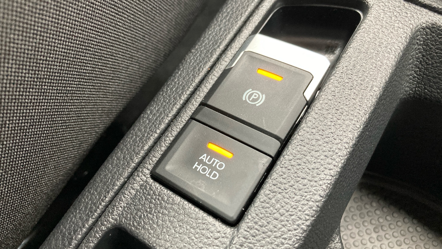 Used Volkswagen T-Roc 2025 for sale - 76807423: Photo 25