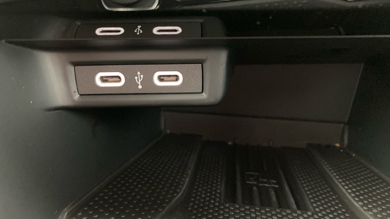 Used Volkswagen T-Roc 2025 for sale - 76807423: Photo 26