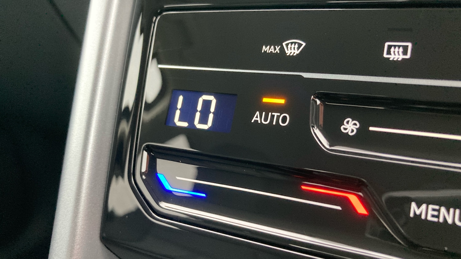 Used Volkswagen T-Roc 2025 for sale - 76807423: Photo 27