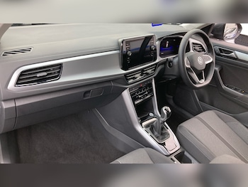 Used Volkswagen T-Roc 2025 for sale - 76807423: Photo