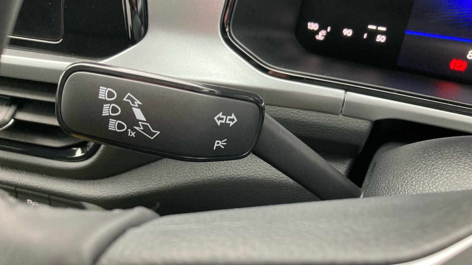 Used Volkswagen T-Roc 2025 for sale - 76807423: Photo 39