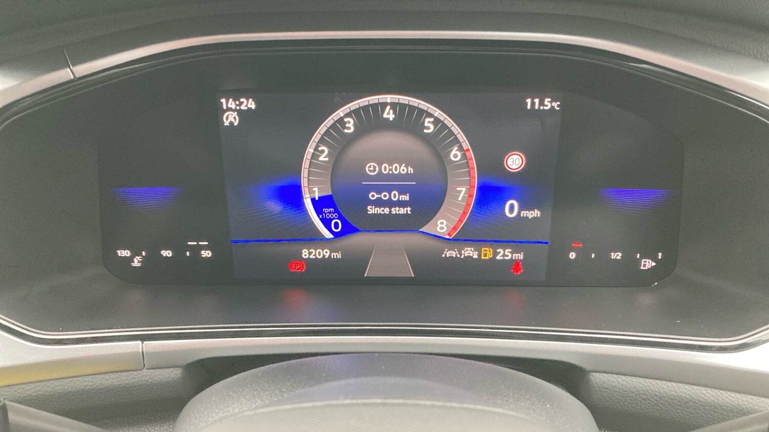 Used Volkswagen T-Roc 2025 for sale - 76807423: Photo 42