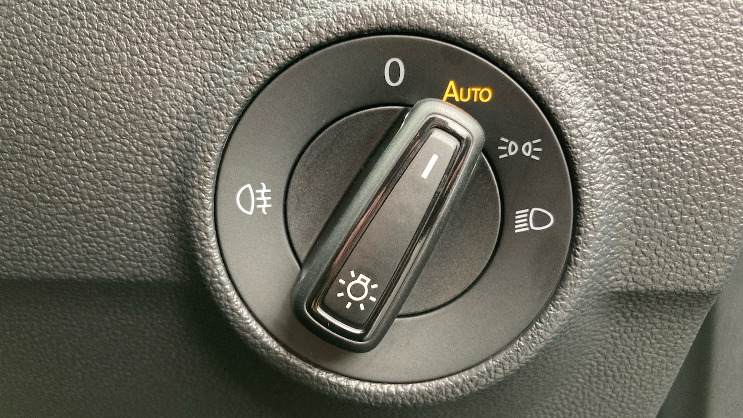 Used Volkswagen T-Roc 2025 for sale - 76807423: Photo 44