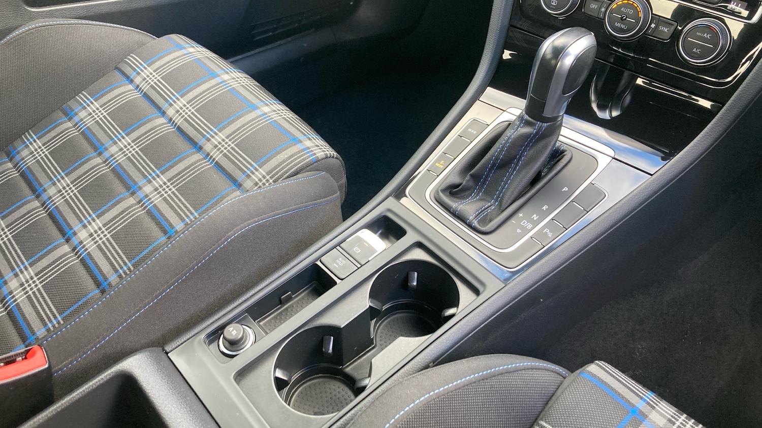 Used Volkswagen Golf 2020 for sale - 76719223: Photo 23