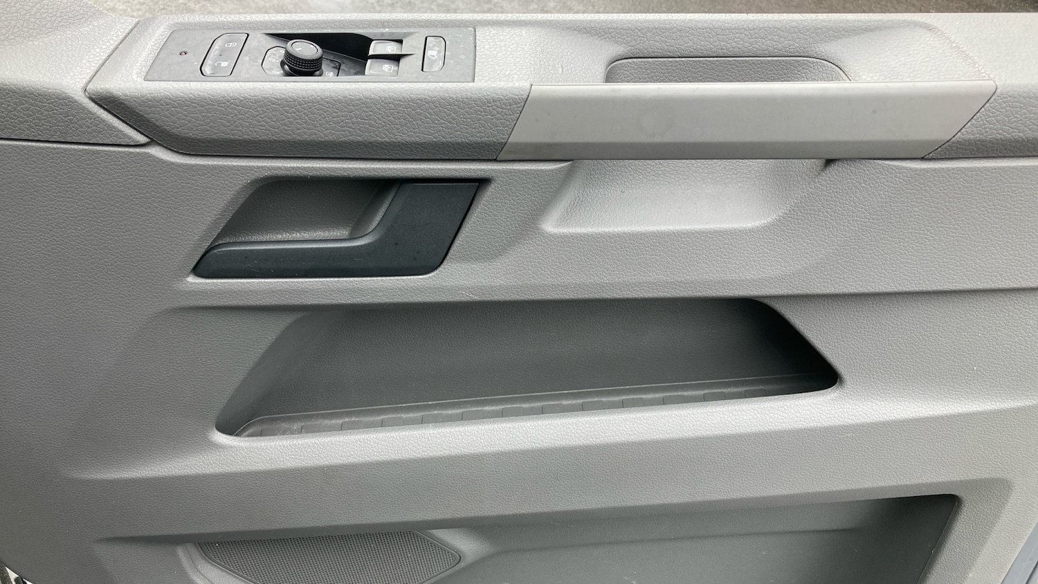 Used Volkswagen Transporter 2024 for sale - 76302115: Photo 19