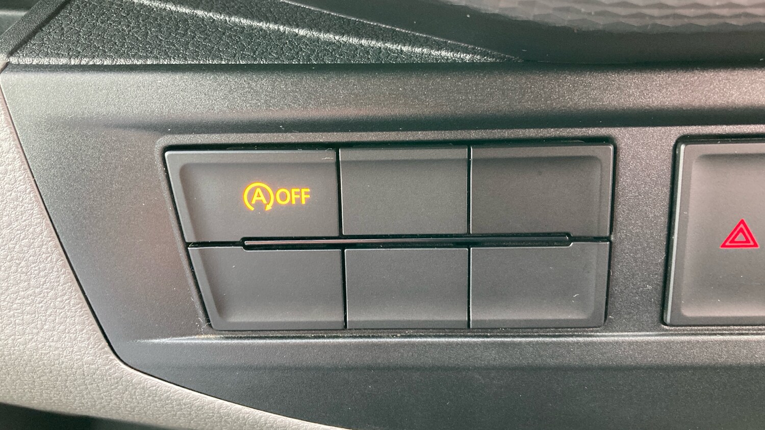 Used Volkswagen Transporter 2024 for sale - 76302115: Photo 24