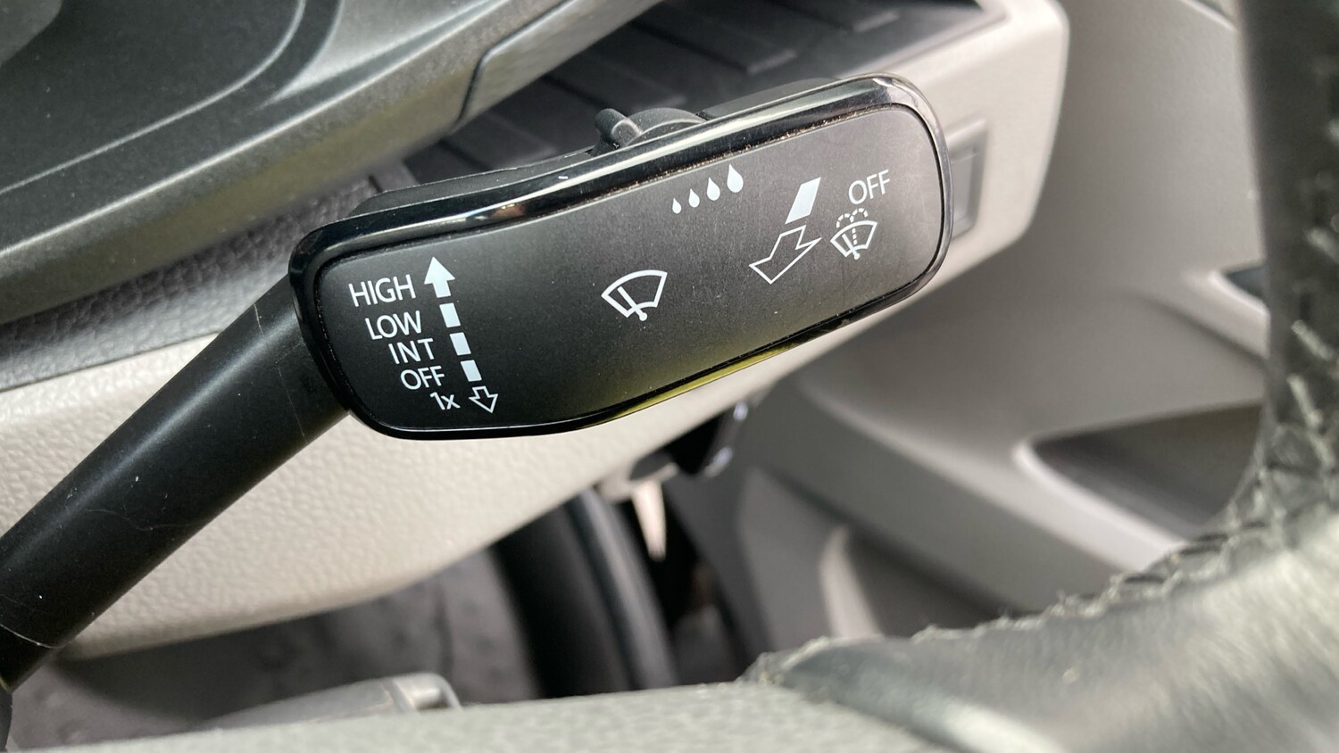 Used Volkswagen Transporter 2024 for sale - 76302115: Photo 32