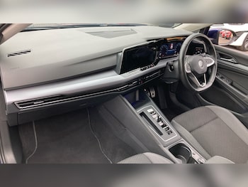 Used Volkswagen Golf 2022 for sale - 75984583: Photo