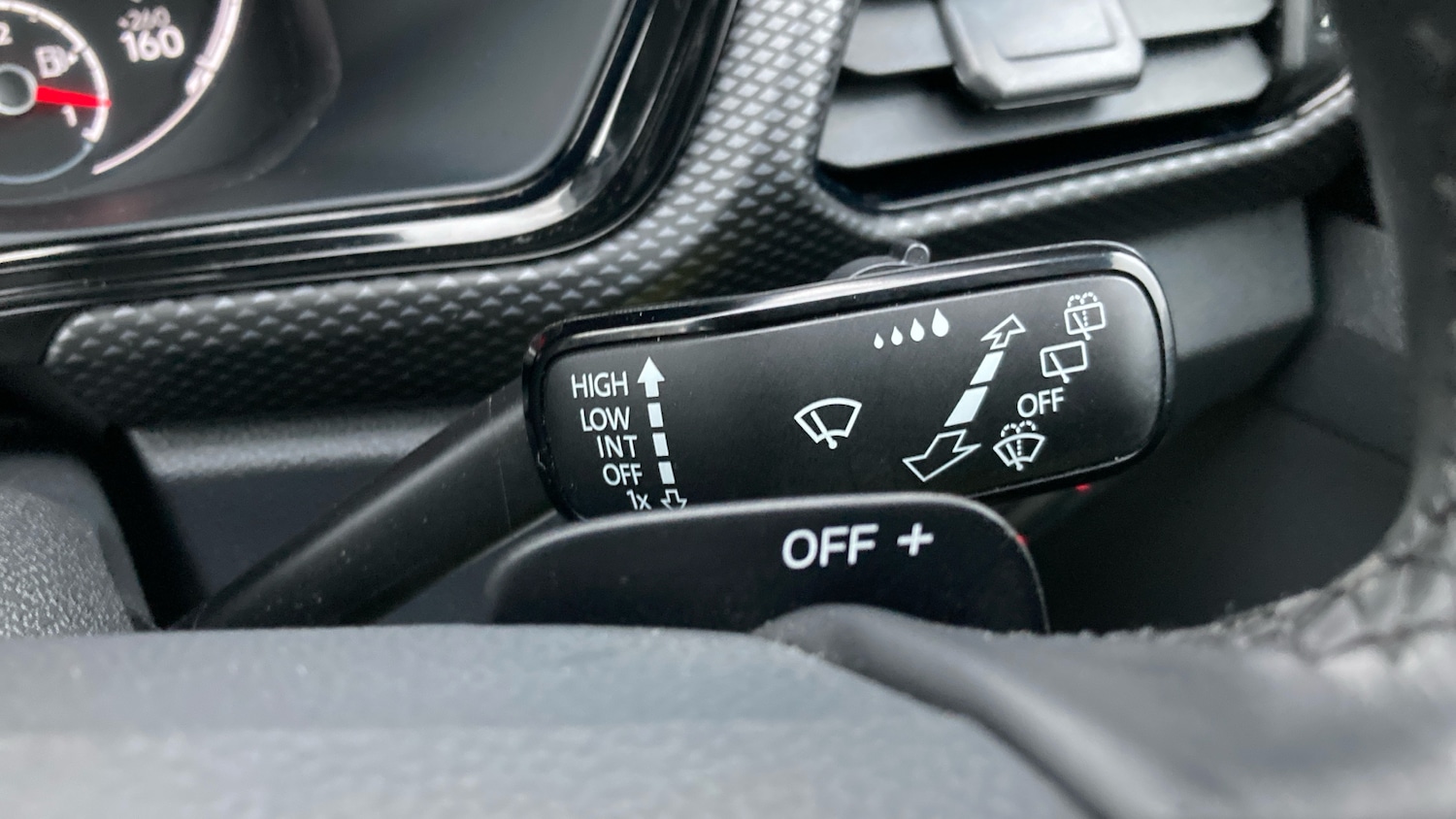 Used Volkswagen T-Cross 2020 for sale - 77461506: Photo 32