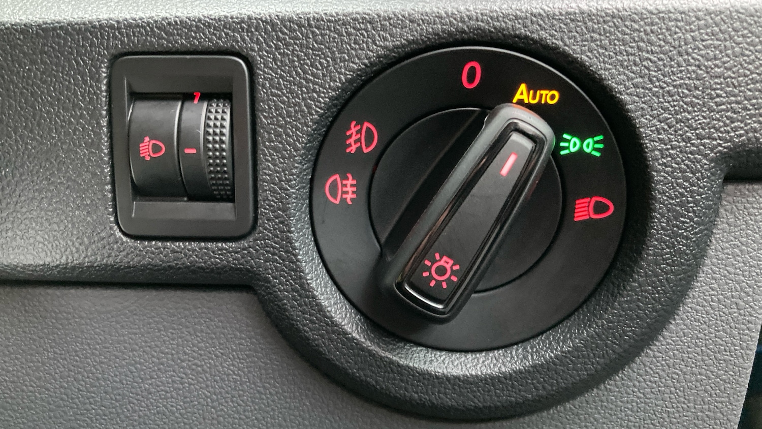 Used Volkswagen T-Cross 2020 for sale - 77461506: Photo 33