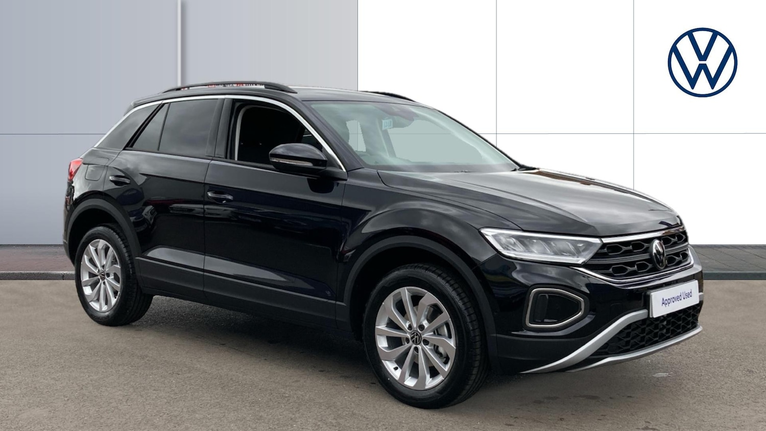 Used Volkswagen T-Roc 2025 for sale - 76272354: Photo 1