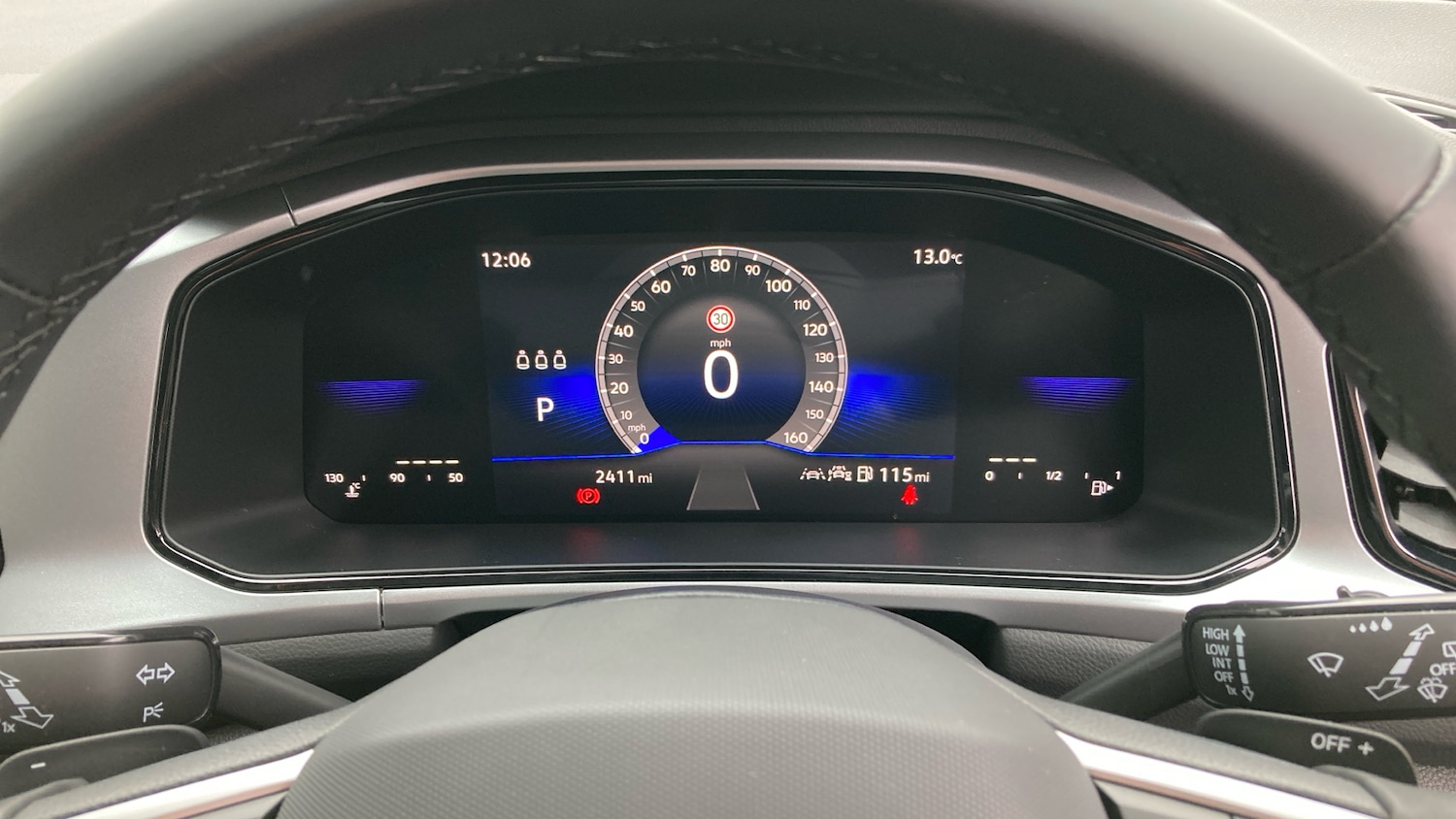 Used Volkswagen T-Roc 2025 for sale - 76272354: Photo 11