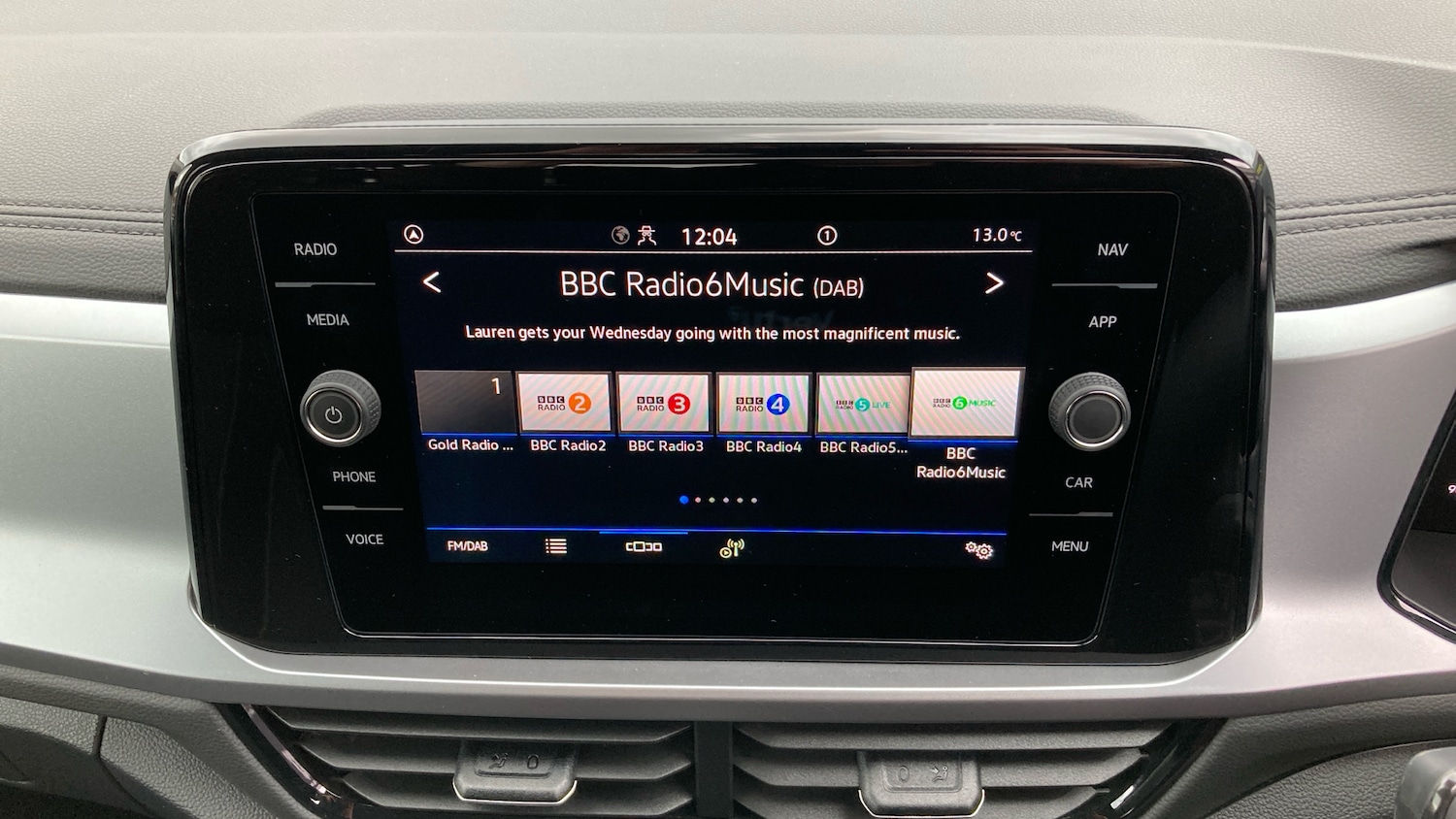 Used Volkswagen T-Roc 2025 for sale - 76272354: Photo 12