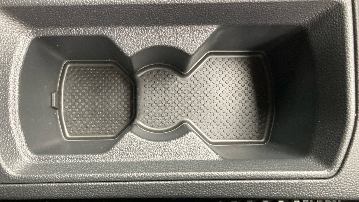 Used Volkswagen T-Roc 2025 for sale - 76272354: Photo 24