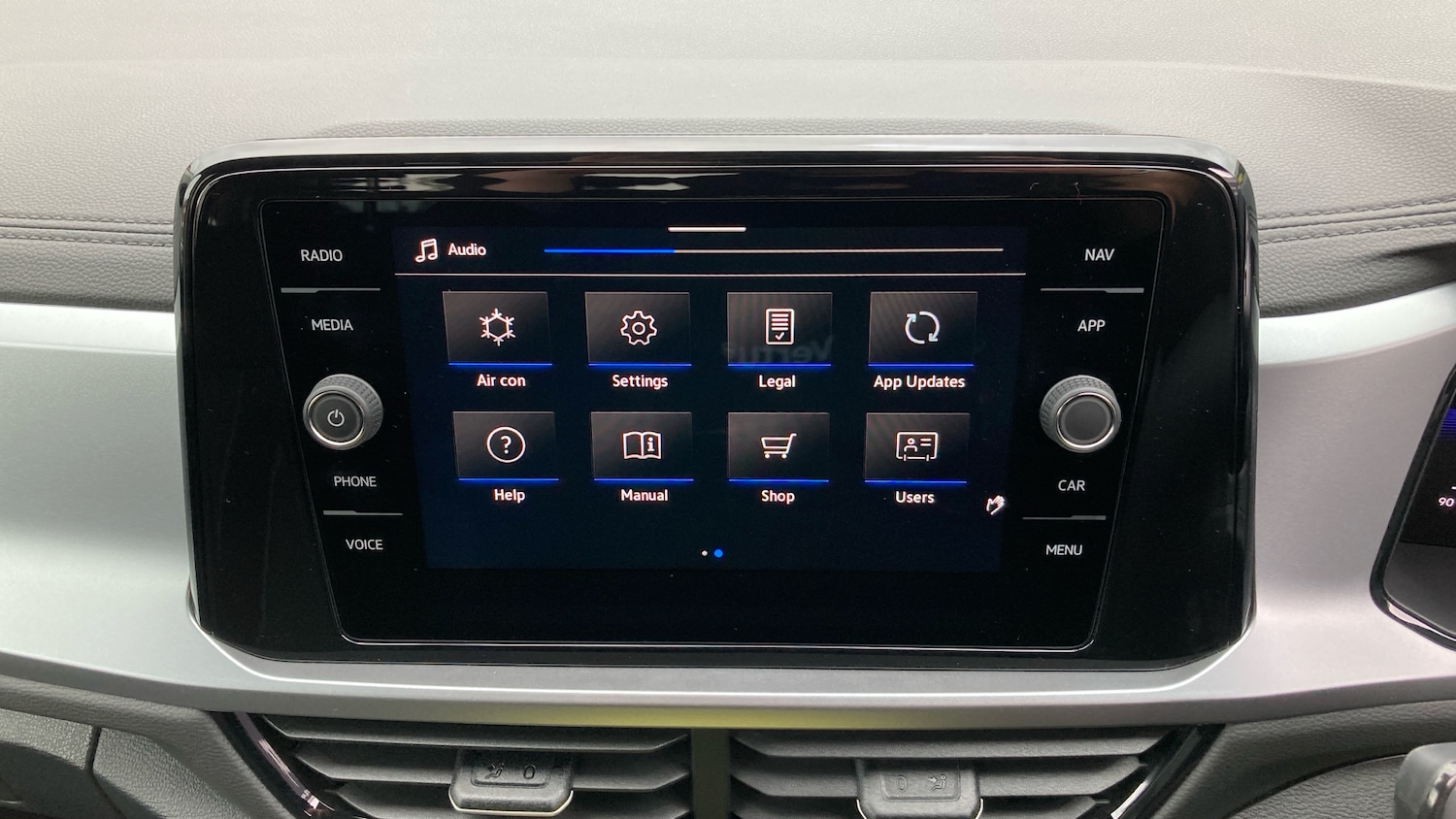 Used Volkswagen T-Roc 2025 for sale - 76272354: Photo 31