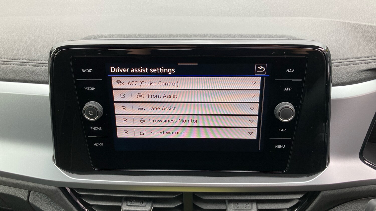 Used Volkswagen T-Roc 2025 for sale - 76272354: Photo 35