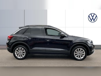 Used Volkswagen T-Roc 2025 for sale - 76272354: Photo