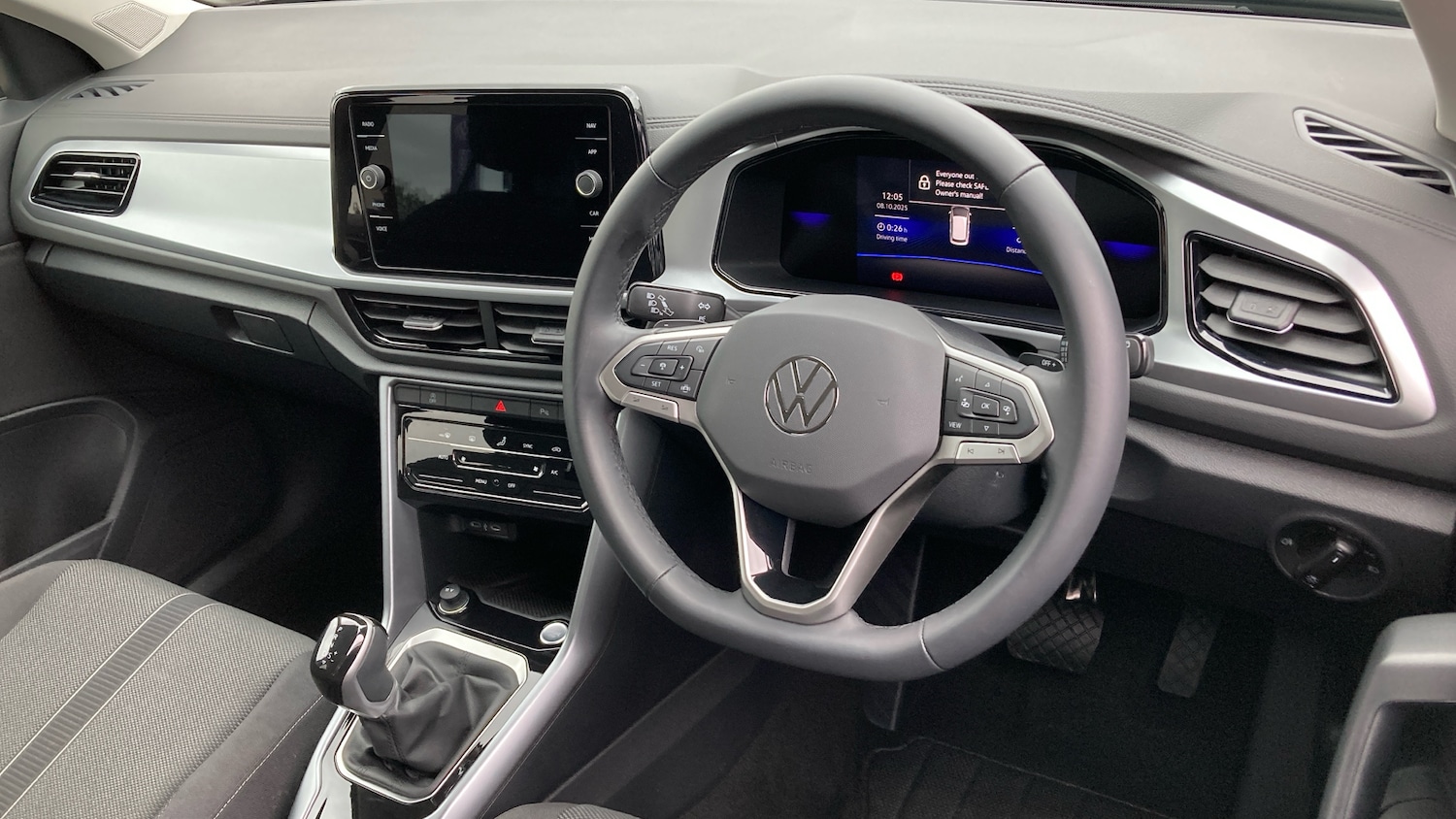 Used Volkswagen T-Roc 2025 for sale - 76272354: Photo 6