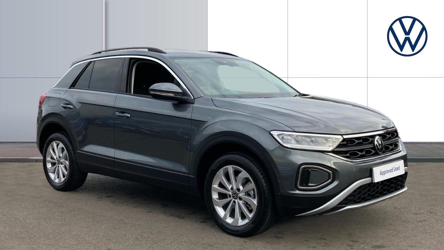 Used Volkswagen T-Roc 2025 for sale - 76638525: Photo 1