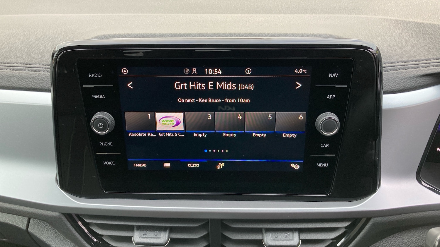 Used Volkswagen T-Roc 2025 for sale - 76638525: Photo 12