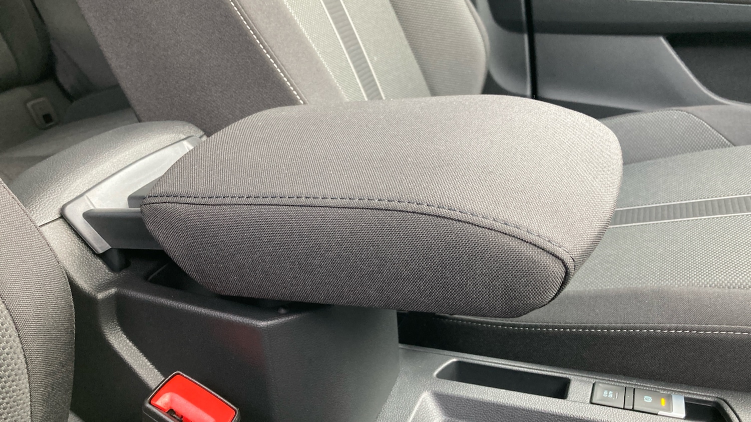 Used Volkswagen T-Roc 2025 for sale - 76638525: Photo 22