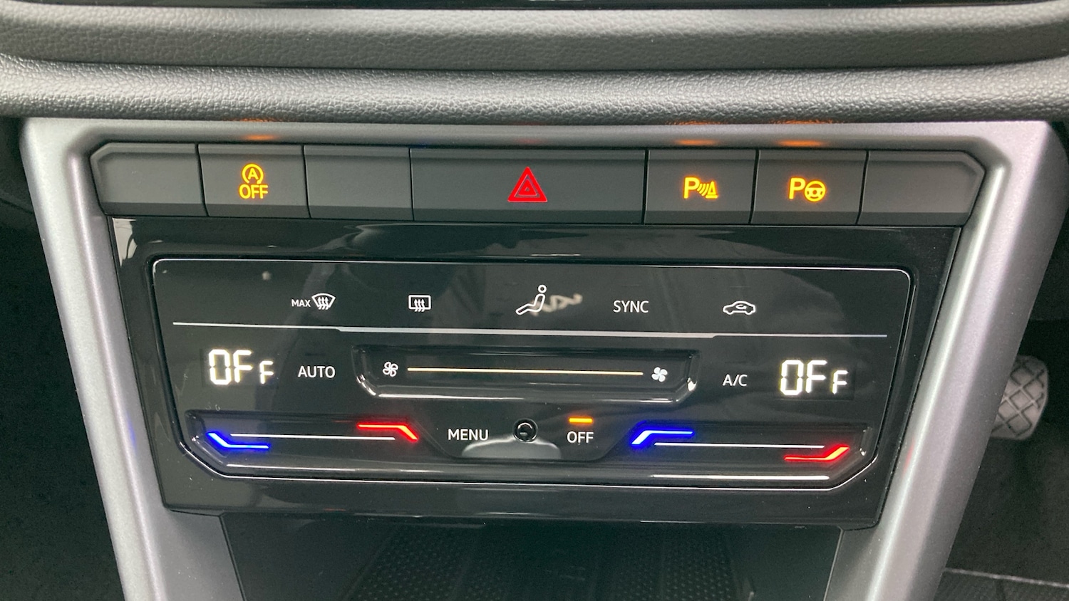 Used Volkswagen T-Roc 2025 for sale - 76638525: Photo 27