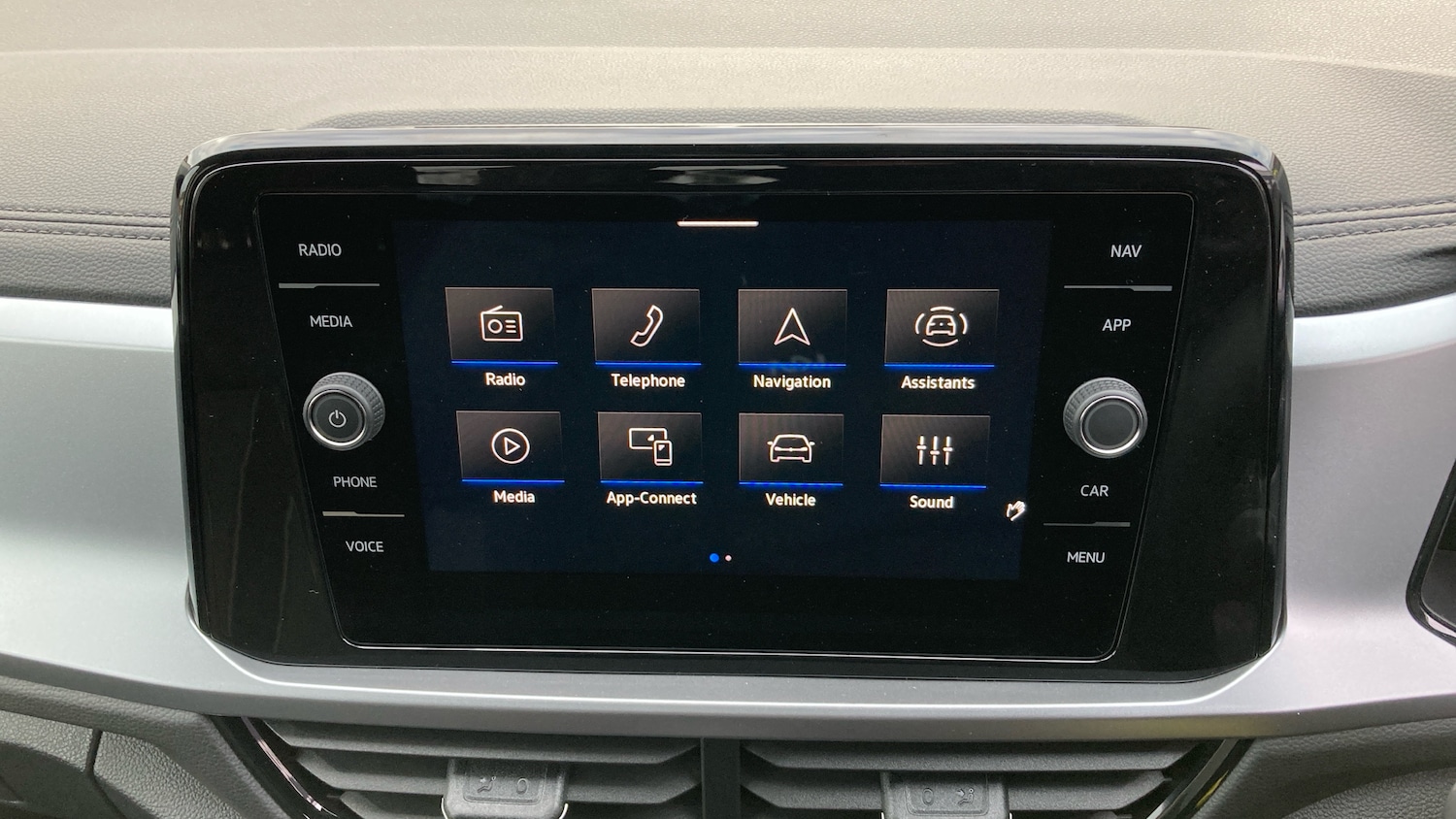 Used Volkswagen T-Roc 2025 for sale - 76638525: Photo 28