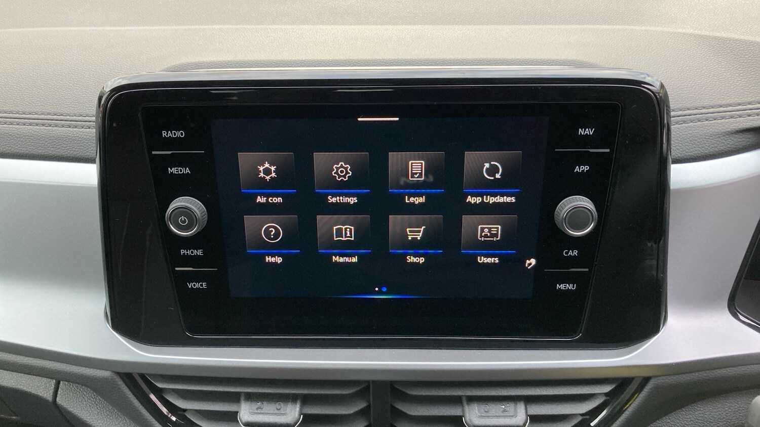 Used Volkswagen T-Roc 2025 for sale - 76638525: Photo 29