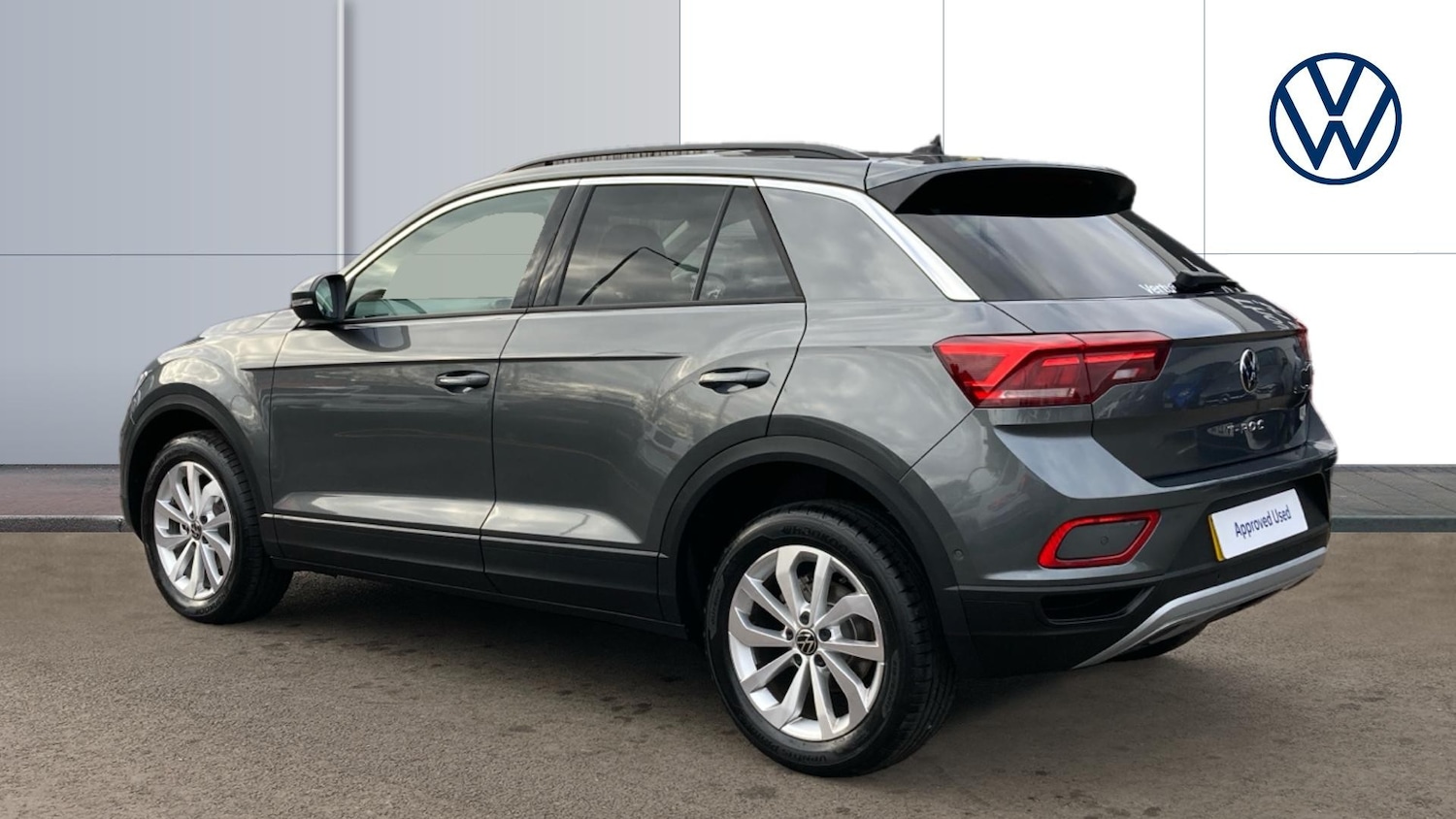 Used Volkswagen T-Roc 2025 for sale - 76638525: Photo 3
