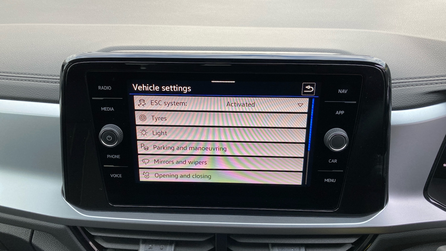 Used Volkswagen T-Roc 2025 for sale - 76638525: Photo 35