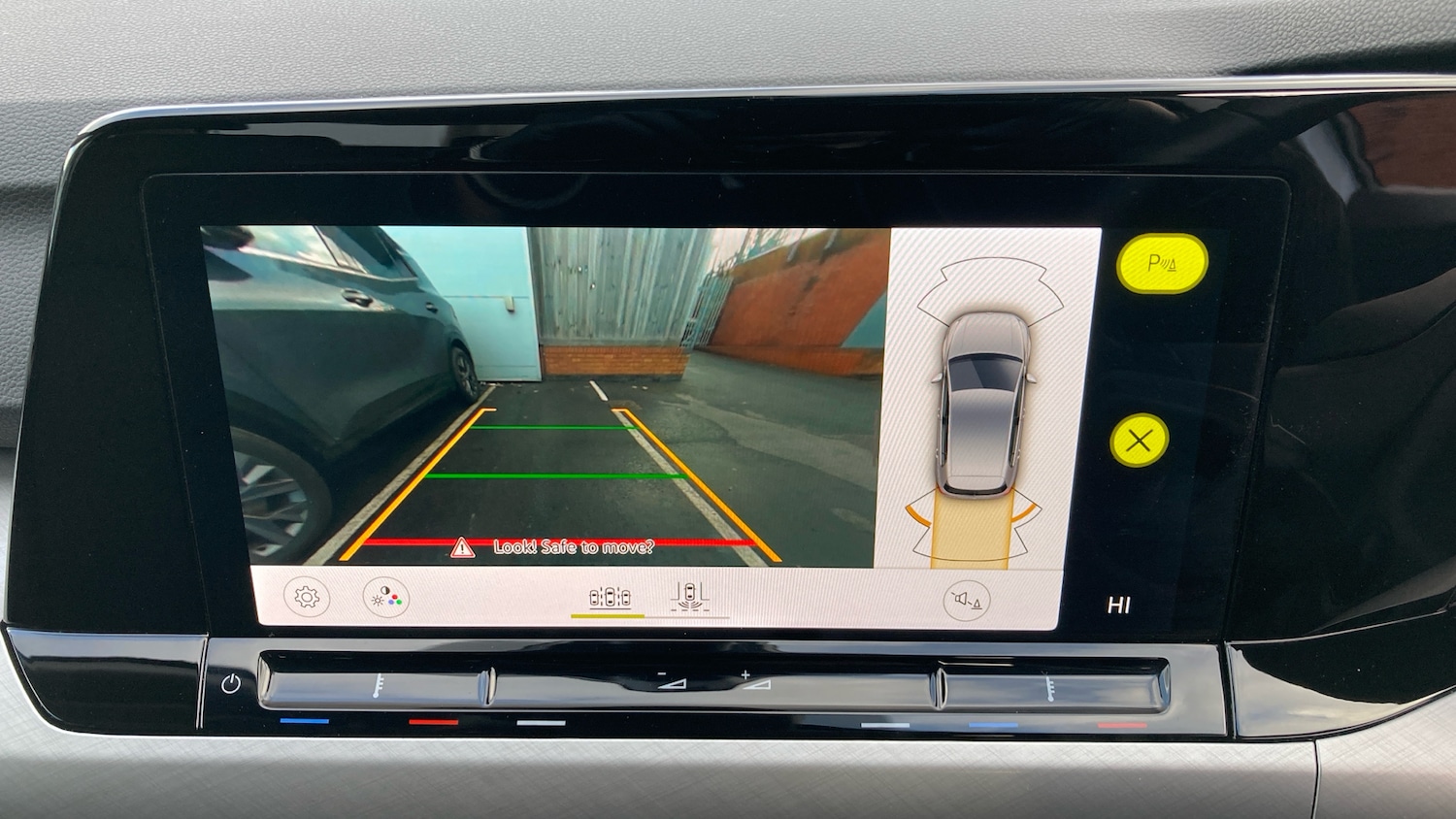 Used Volkswagen Golf 2024 for sale - 77114108: Photo 30