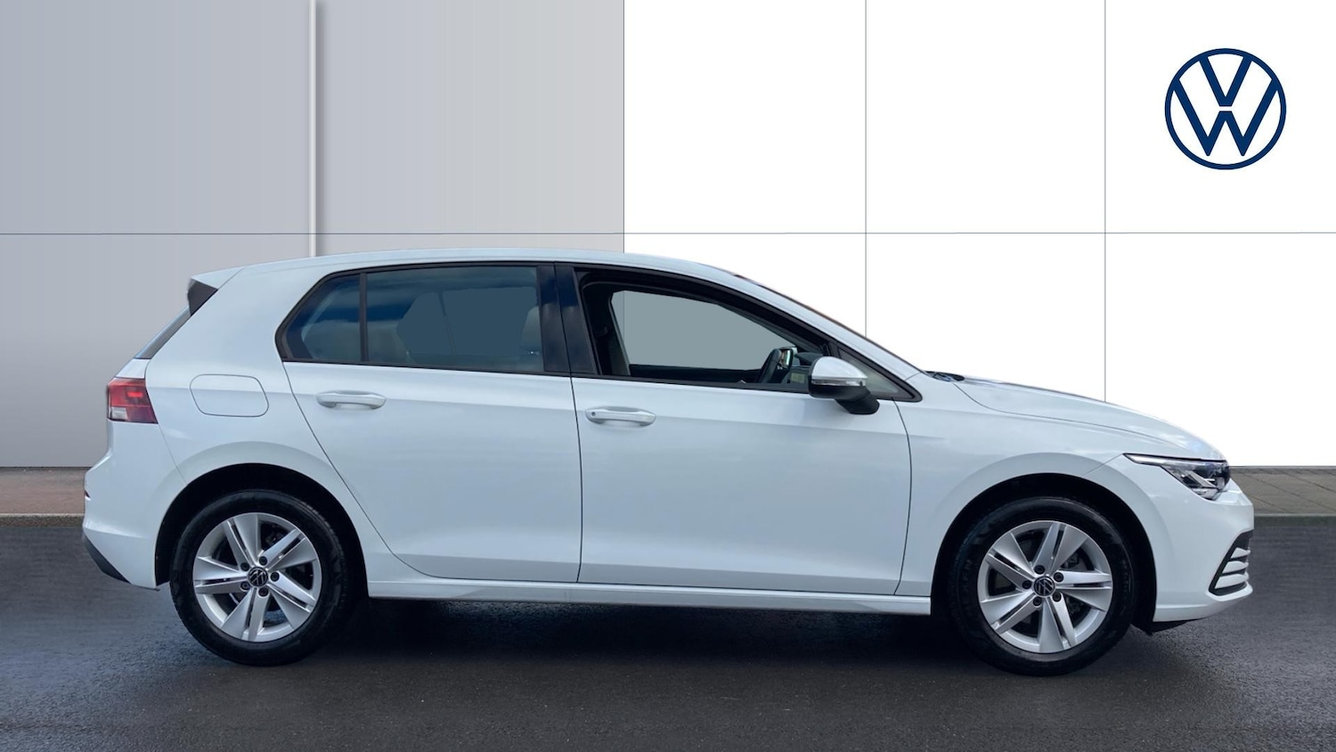 Used Volkswagen Golf 2024 for sale - 77114108: Photo 4