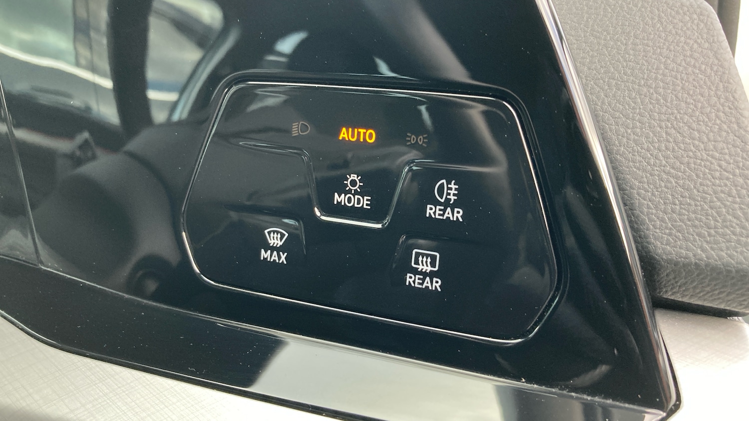 Used Volkswagen Golf 2024 for sale - 77114108: Photo 42