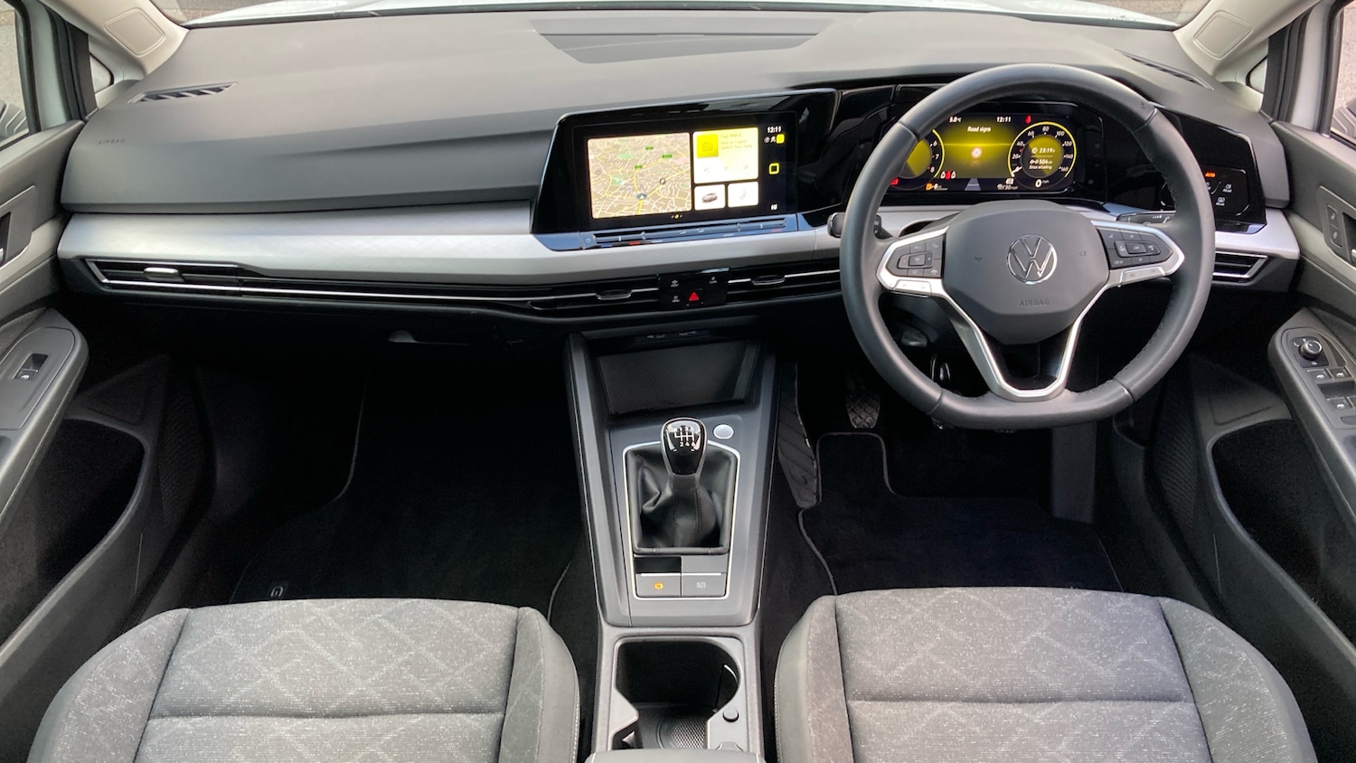 Used Volkswagen Golf 2024 for sale - 77114108: Photo 9