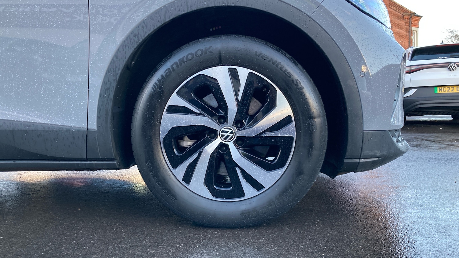 Used Volkswagen ID.4 2023 for sale - 77077212: Photo 5