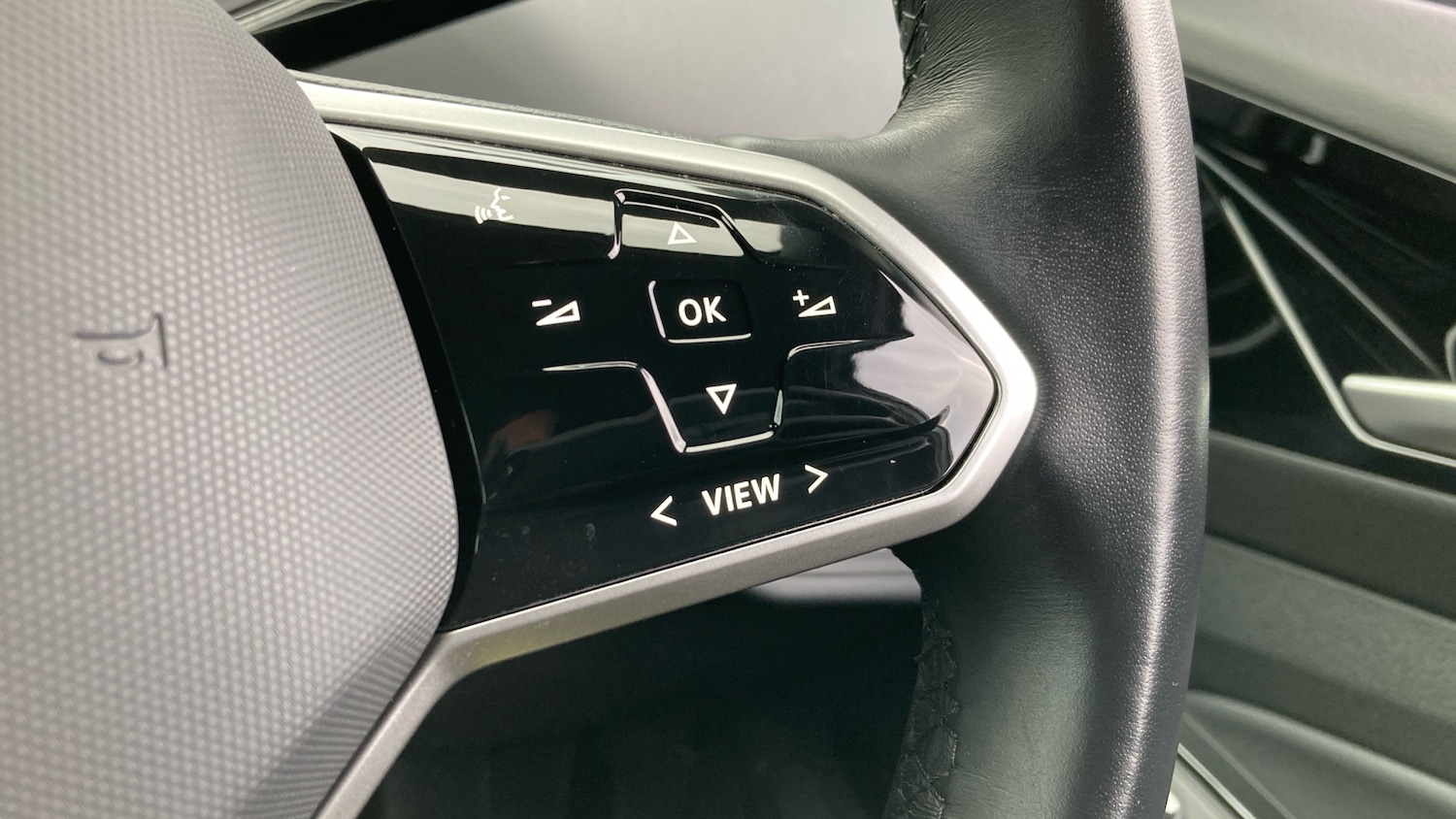 Used Volkswagen ID.4 2022 for sale - 76694133: Photo 18