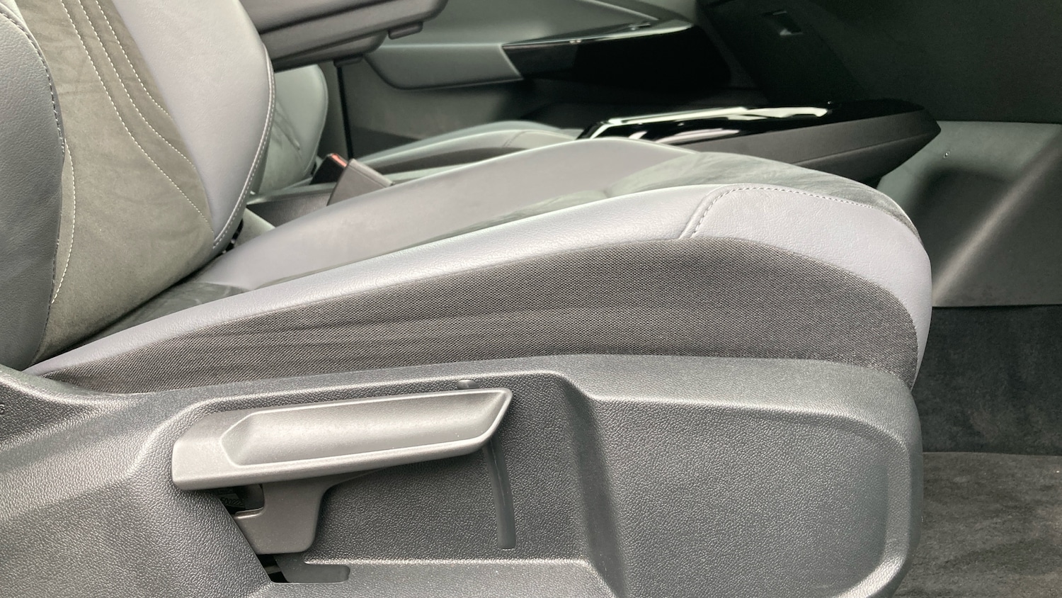 Used Volkswagen ID.4 2022 for sale - 76694133: Photo 22