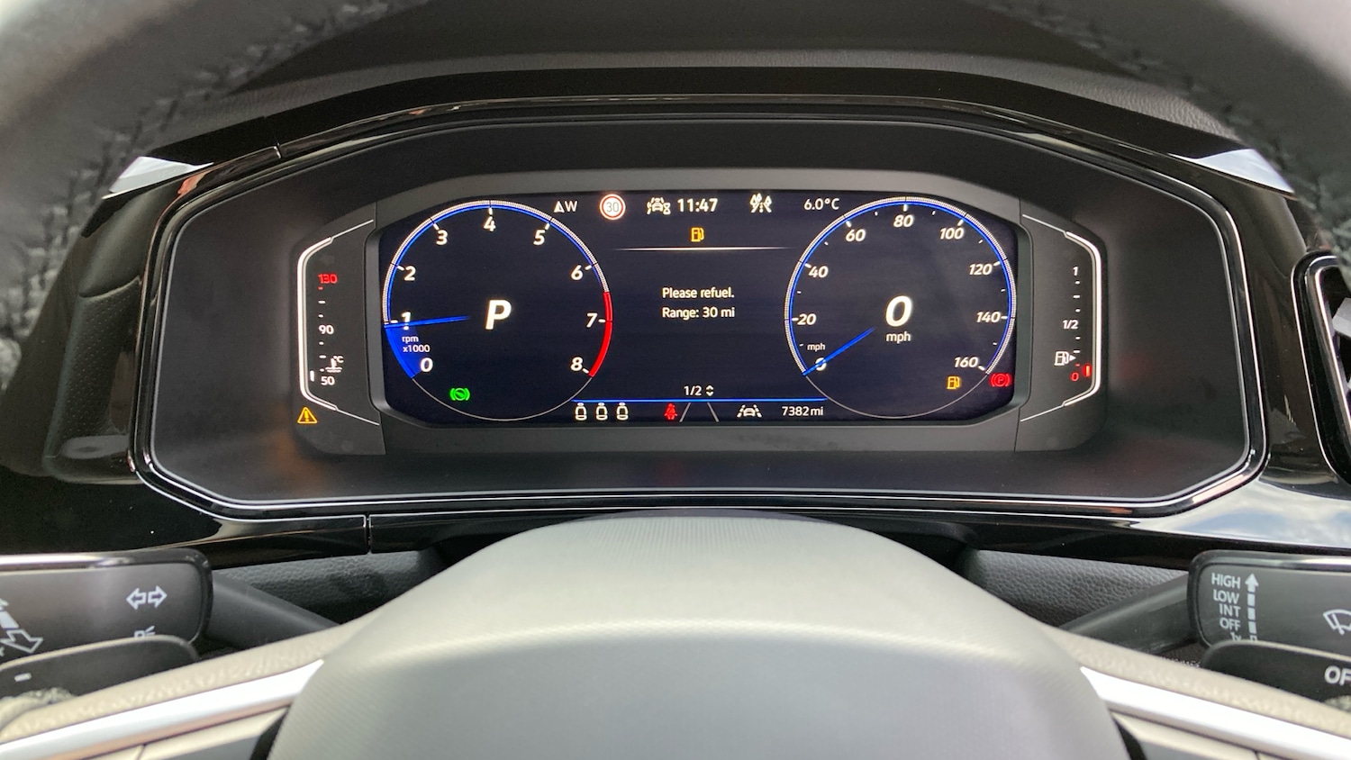 Used Volkswagen T-Roc 2025 for sale - 76957001: Photo 11